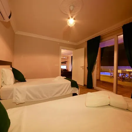 Medi S Villalari Hotel *